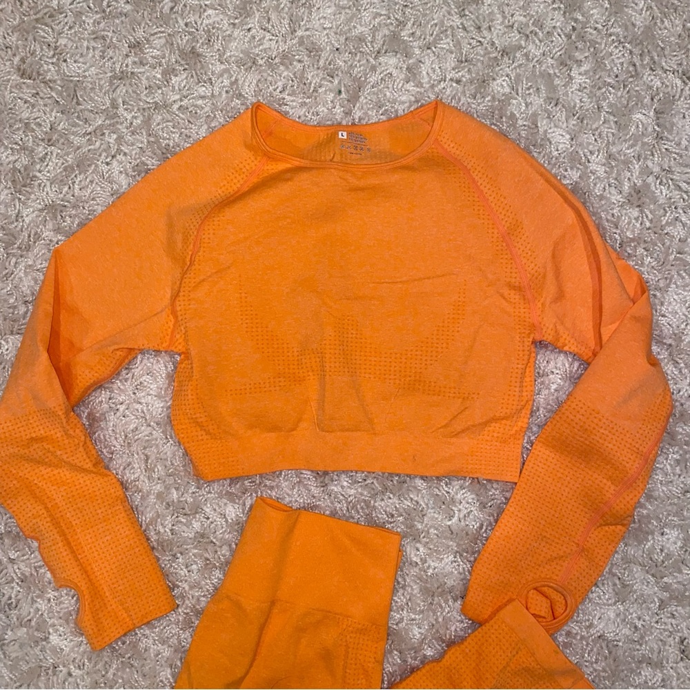 Matching Workout Set - Picture 2 of 8